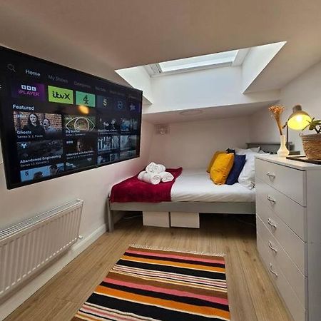 West Kensington Bright Flat Lägenhet London Exteriör bild